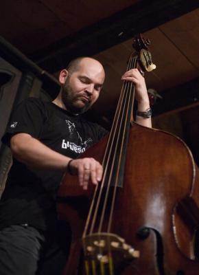 images/Muzyka/Adam Kowalewski -pion/Kowalewski-14.jpg